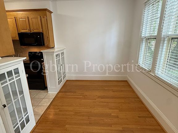 5th image of 1714 Lynwood Ave APT 6