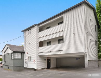 11544 Greenwood Avenue N, Seattle, WA, 98133