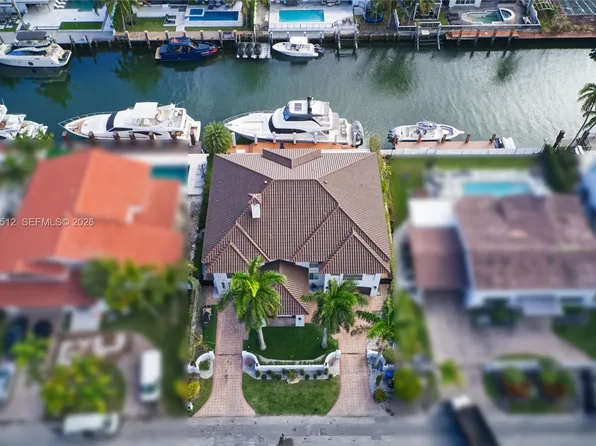 3368 NE 169th St, North Miami Beach, FL 33160