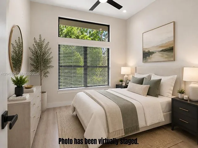1087 Deerwood Ln — Photo 14