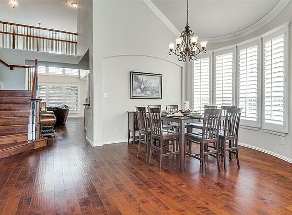 4th image of 5433 Centeridge Ln