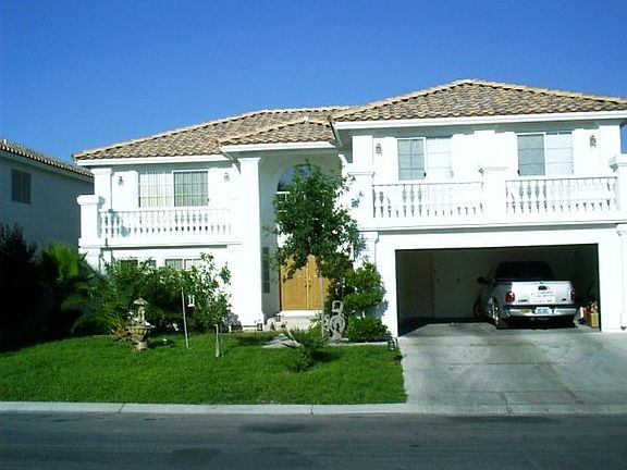 2nd image of 3744 Emerald Bay Cir