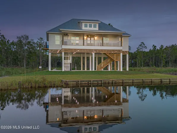 13075 Enciente Point Dr, Kiln, MS 39556