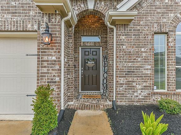 Beautiful entry