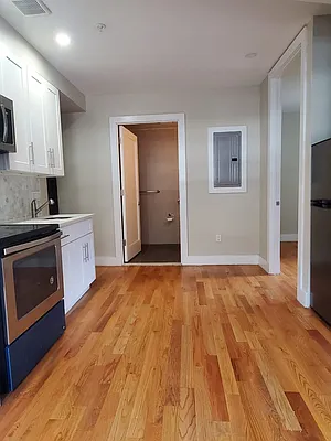 Rented by Sharpstone Realty LLC | media 2