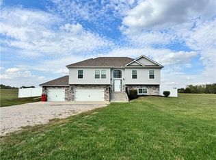 50 NW 151st Rd, Centerview, MO 64019