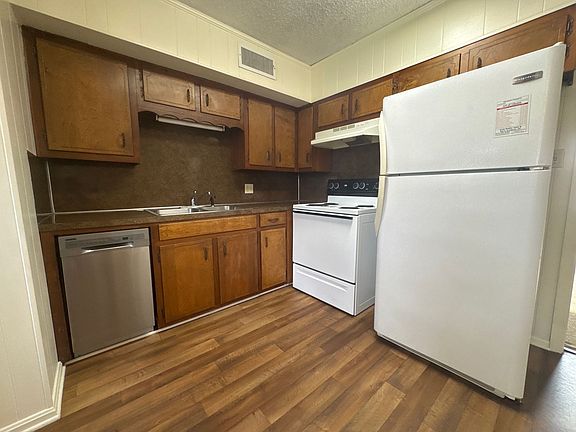 4th image of 521 Dawson Ln APT A