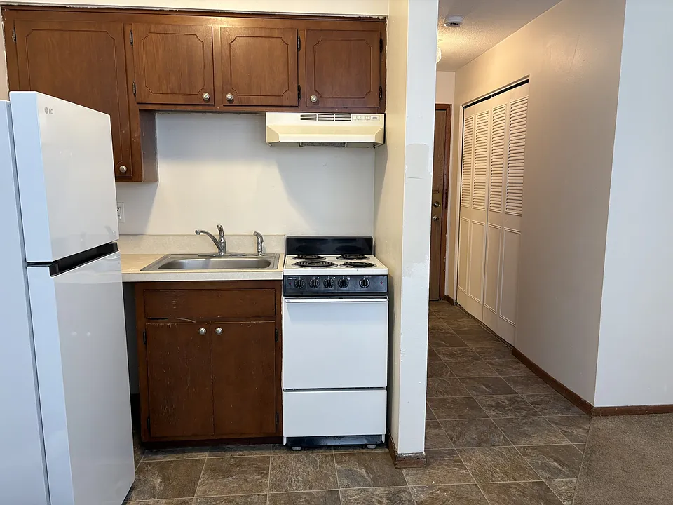 1912 Stevens Ave #306