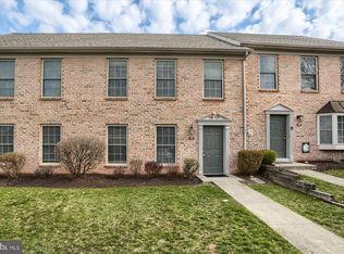 207 Saddle Ridge Dr, Harrisburg, PA 17110
