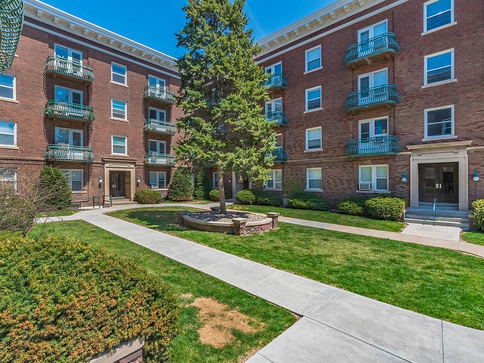 1st image of 2464 Harney St APT 32