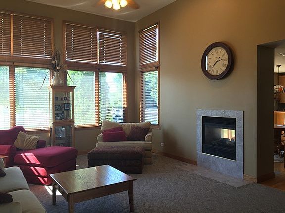 2nd image of 581 Thornberry Ct