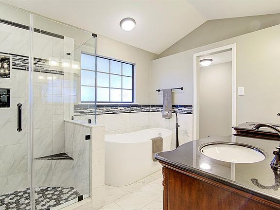 2nd image of 6615 Elmscott Dr