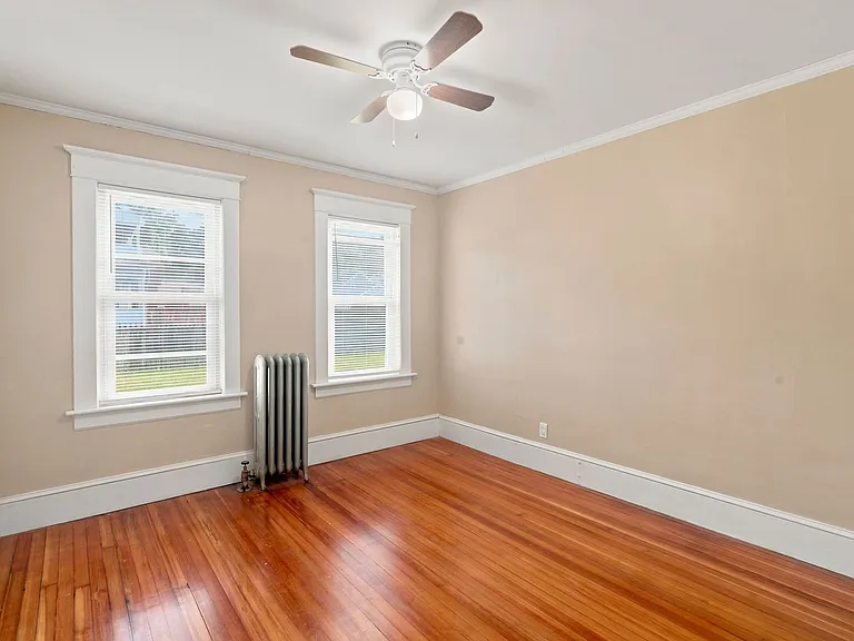 16 Hartford St — Photo 20