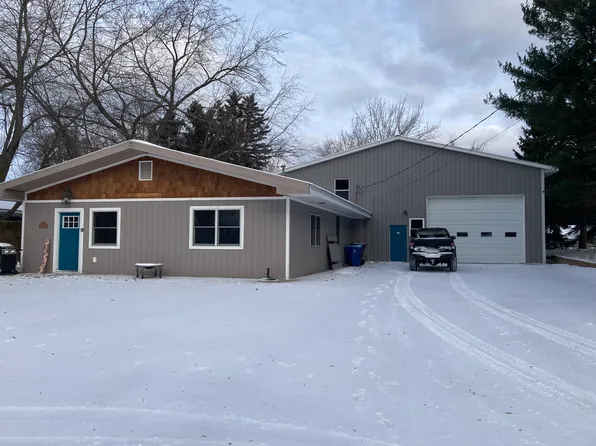 6690 W Virnetta Dr, Ludington, MI 49431