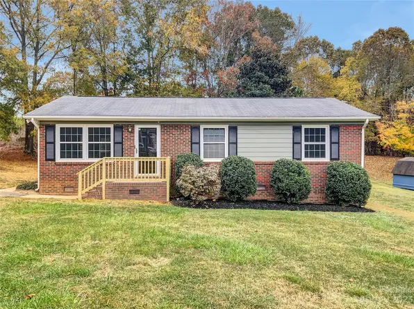 4609 Jamee Dr, Gastonia, NC 28056