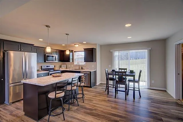 411 Steeple Point Way — Photo 8