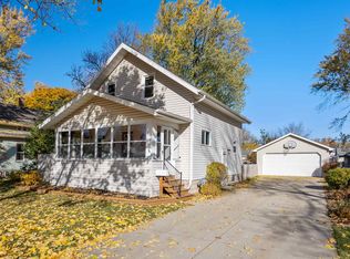 1336 W Washington St, Appleton, WI 54914