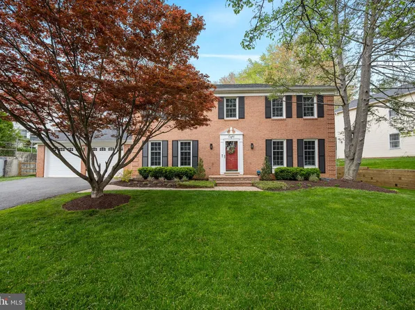 8 Turnham Ct, Gaithersburg, MD 20878