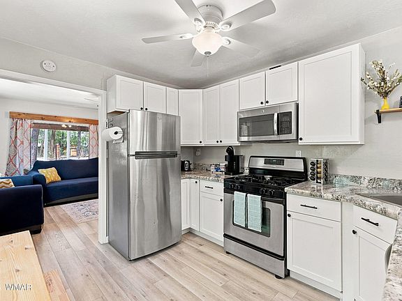5th image of 515 Lilly Dr