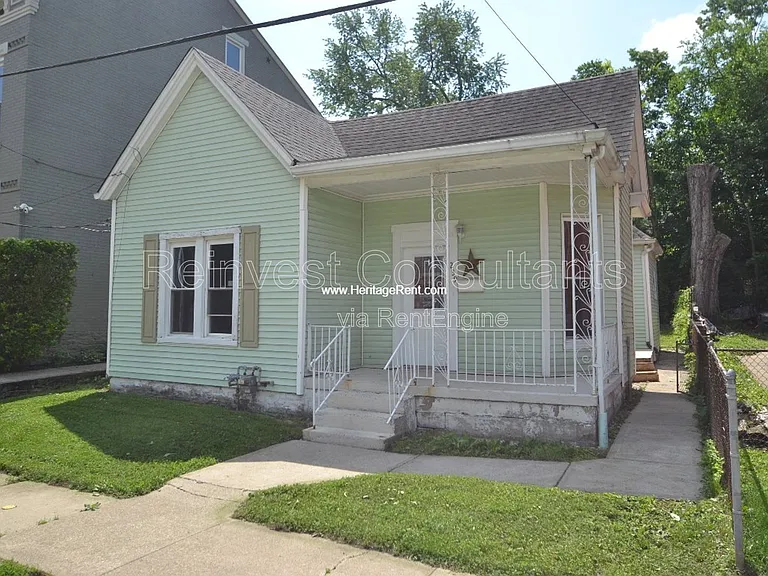 239 Forest Ave — Photo 2