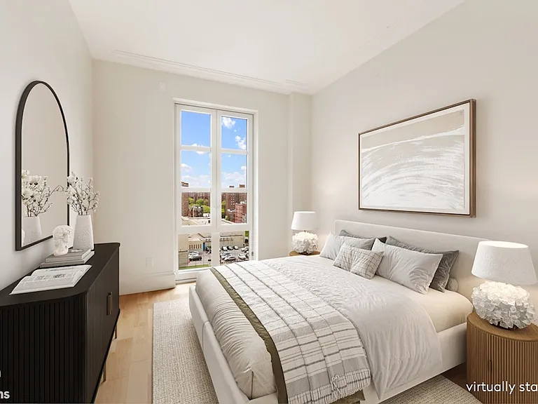 250 E 21st St #8A — Photo 14