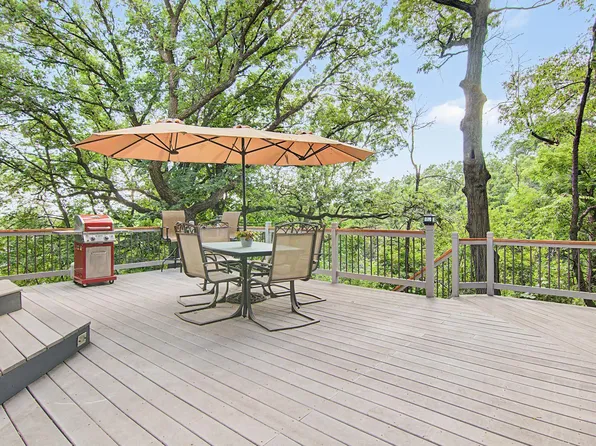 15120 Chestnut Cir, Burnsville, MN 55306