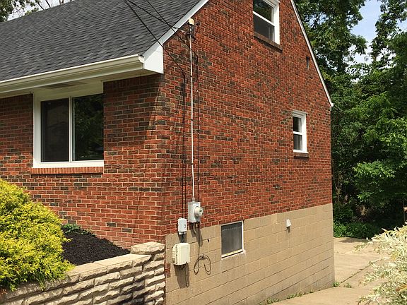 3rd image of 4730 Havana Dr