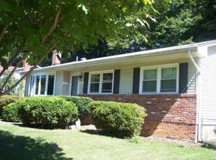 13913 Bauer Dr, Rockville, MD 20853