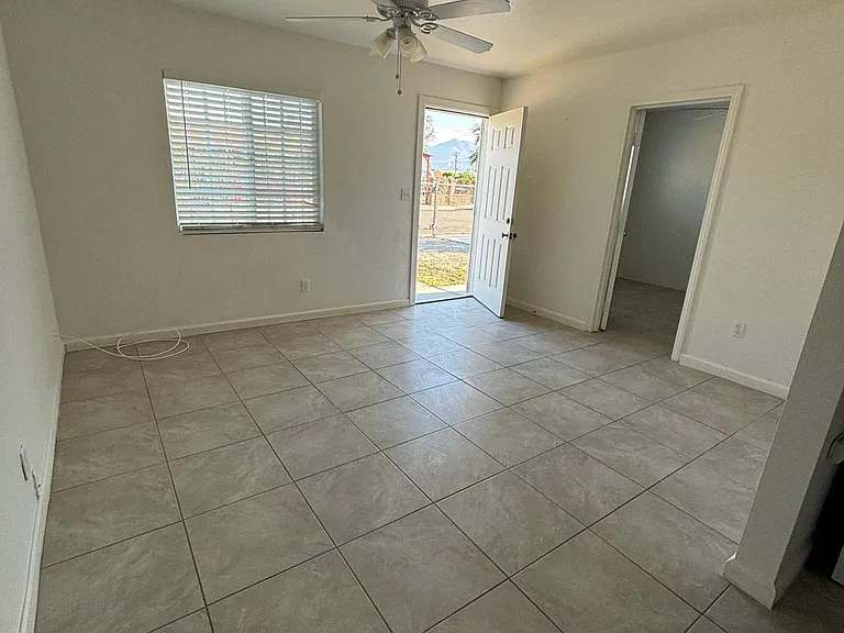 52280 Calle Techa #2 — Photo 6