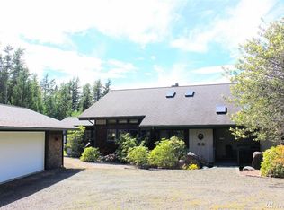 9767 Misery Point Rd NW, Seabeck, WA 98380