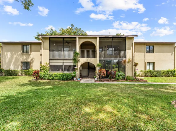 516 Shady Pine Way #B2, Greenacres, FL 33415