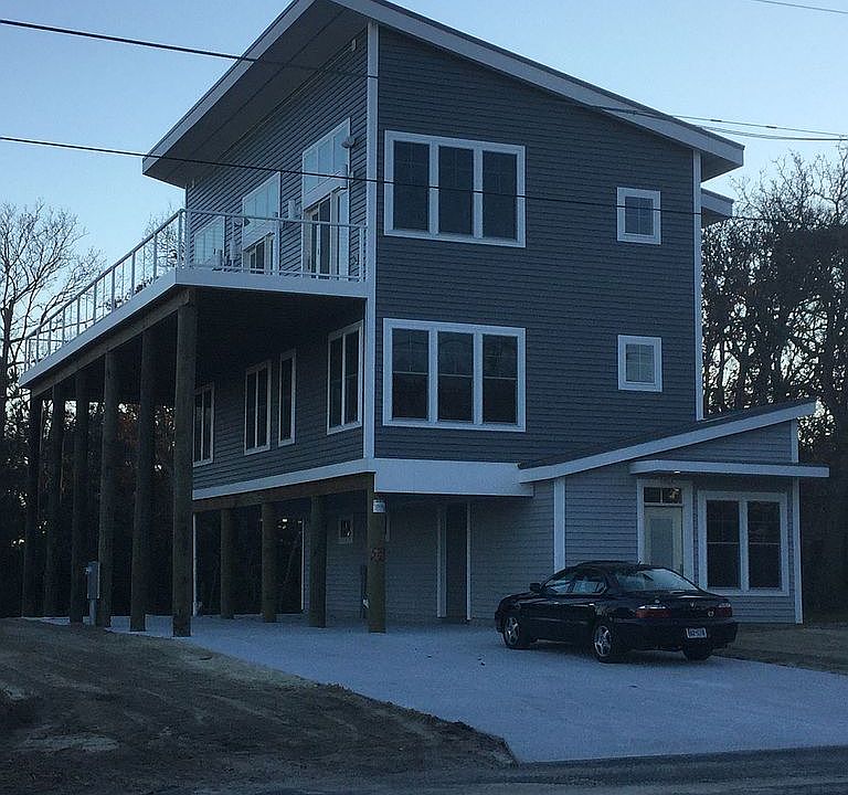 2nd image of 110 Loughlin Ln