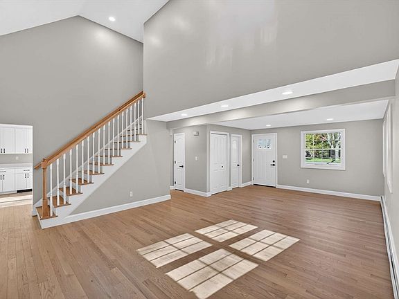 4th image of 477 Edgell Rd