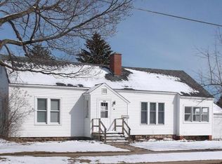 228 N 3rd St #N, Tomahawk, WI 54487