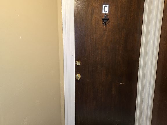 5th image of 5846 Bellona Ave #C
