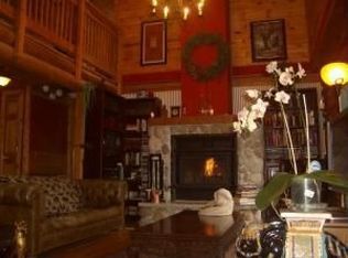 8332 Fishman Rd, Burlington, WI 53105