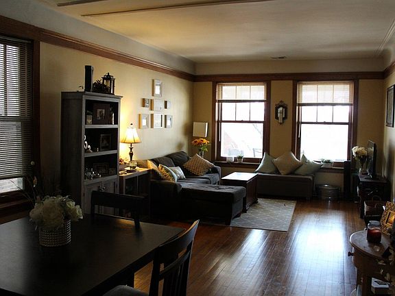 3rd image of 5313 N Wayne Ave