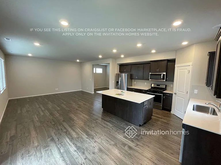304 Belfair St SW — Photo 6