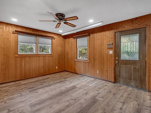 4th image of 454 Millwood Dr