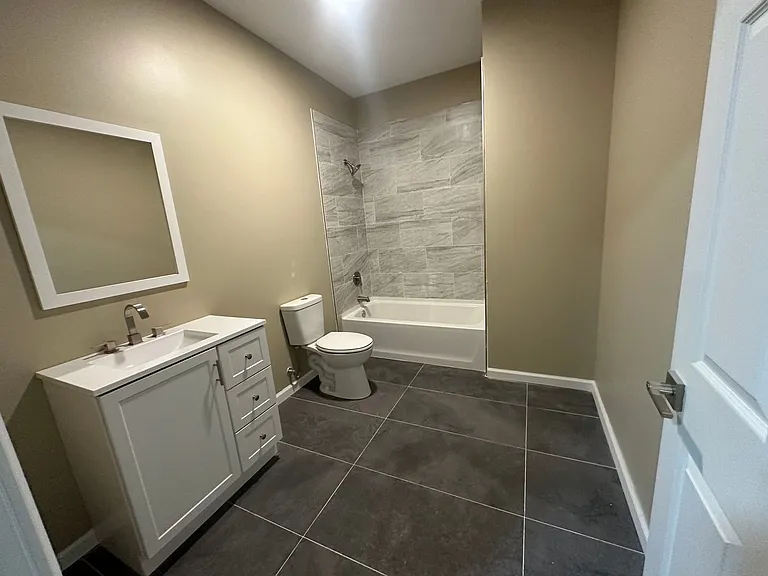 550 Spruce St — Photo 24