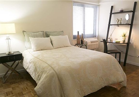 5th image of 175 W 87th St APT 26E