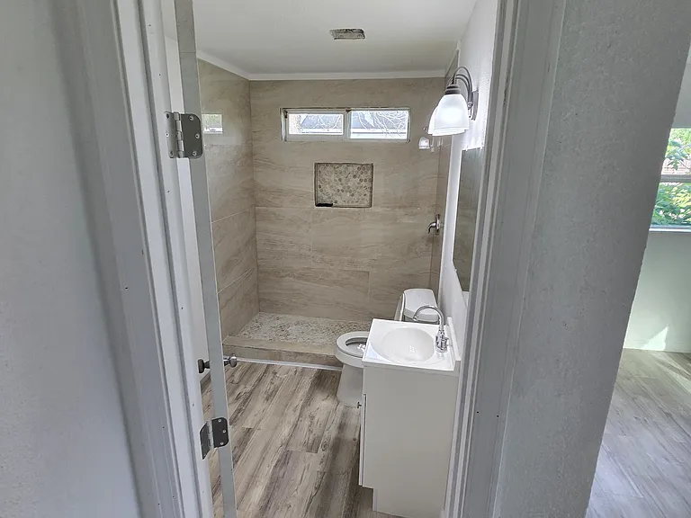 4526 Edfield St — Photo 9