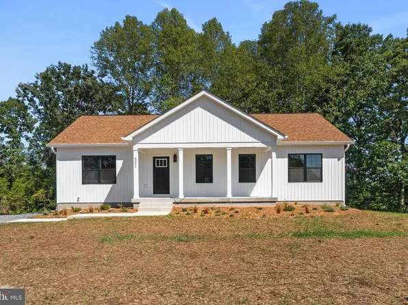 5321 Lewiston Rd, Bumpass, VA 23024