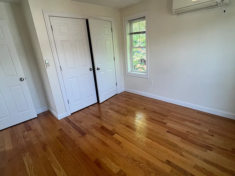 24 Beacon Pl #1 — Photo 14