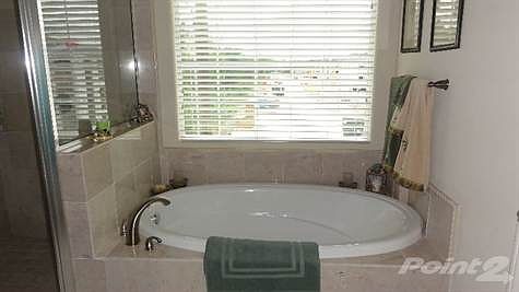 5th image of 9106 Harbor Hills Dr