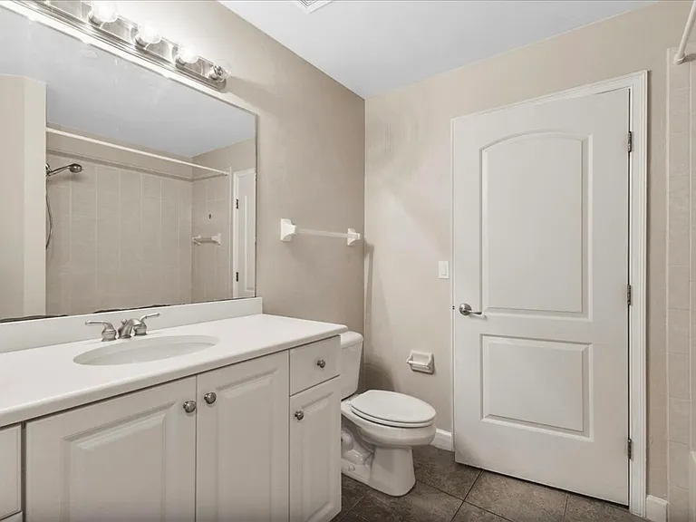 424 Luna Bella Ln #432 — Photo 24