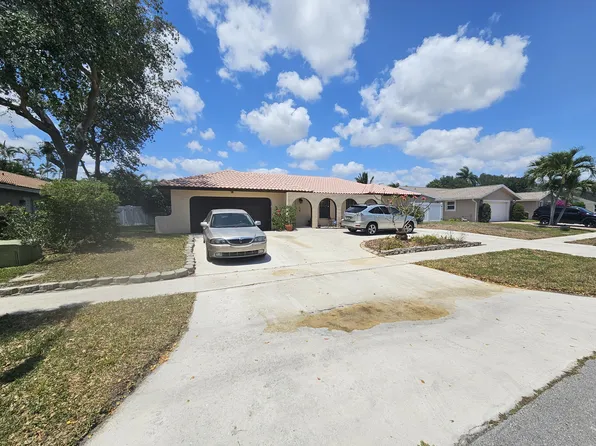 57 SW 15th Ct, Boca Raton, FL 33486