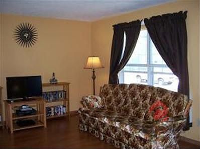 5th image of 3842 S Westmont Ave