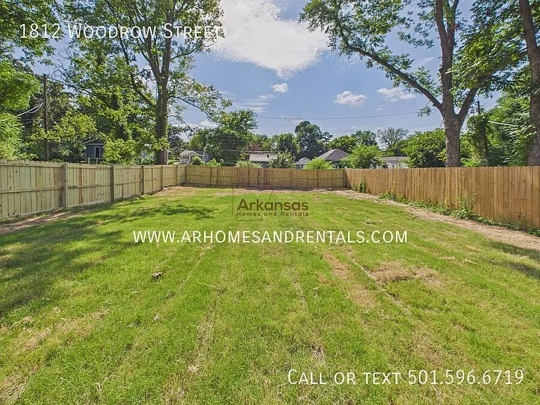 1812 S Woodrow St — Photo 15