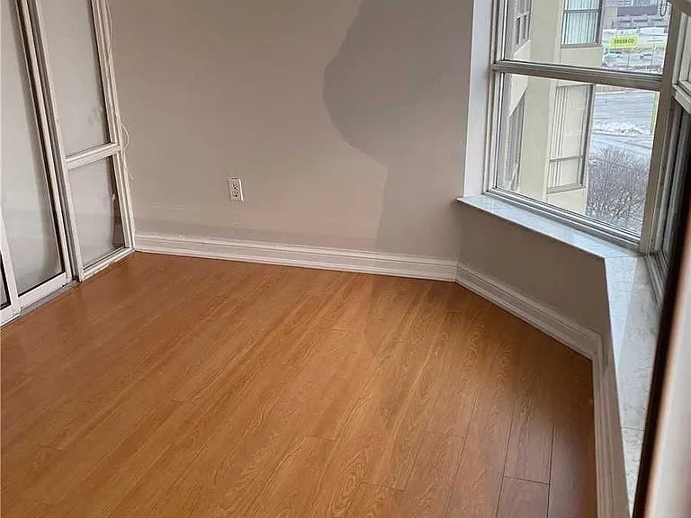 24 Hanover Rd #908 — Photo 5